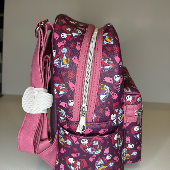 The Nightmare Before Christmas Jack and Sally Hearts Mini-backpack (Loungefly) - Picture 5 of 7